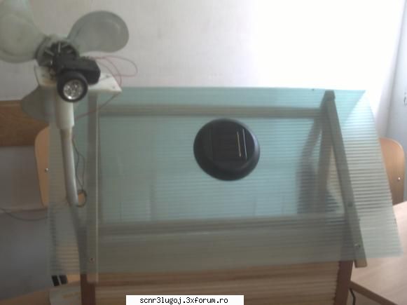 casuta cu panou solar si enerigia solara si eoliana in cea electrica  :nono: (simple)